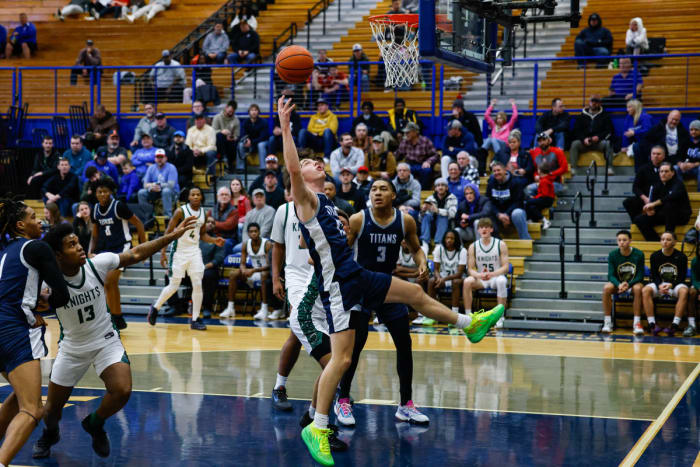 Peoria Richwoods Illinois Lee's Summit West Missouri boys basketball January 20 2024 Nate Latsch 25624